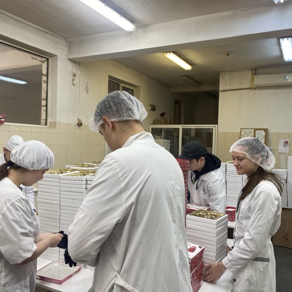 IMG-565a89e26c11d3a3104958f670ed0f20-V